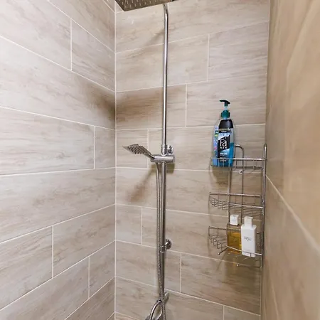 Ns In The Palm Of Your Hand Apartment *