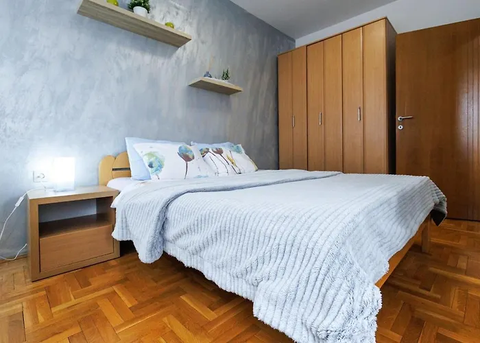 Modern Bright 2 Daire *